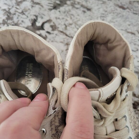 MICHAEL KORS High Top sneakers  size 6M - Picture 5 of 9